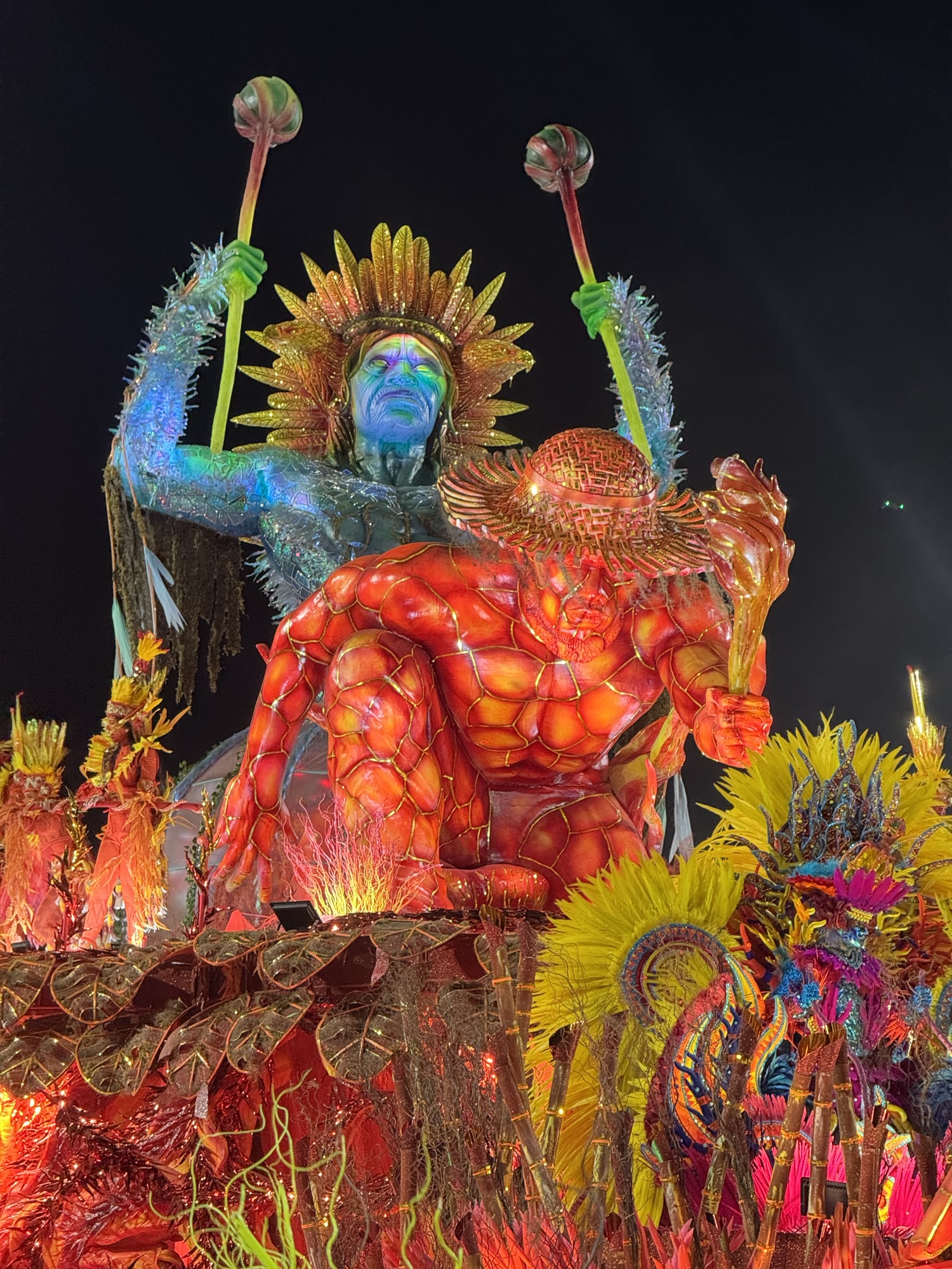 Unidos de Padre Miguel, Imperatriz, Viradouro e Mangueira abrem o primeiro dia de desfile de 2025