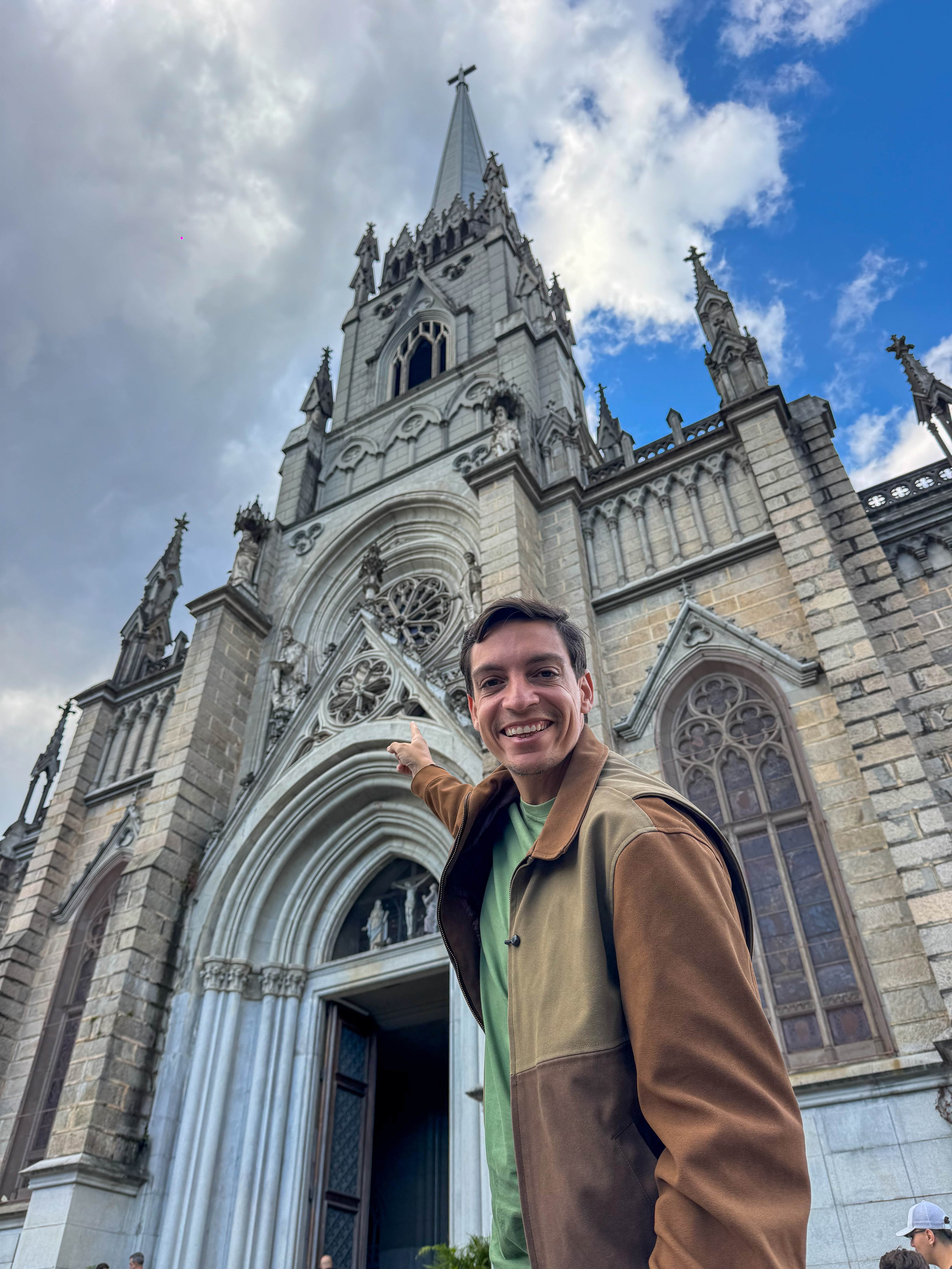 Catedral São Pedro de Alcântara: como é a visita por dentro de um dos maiores símbolos de Petrópolis
