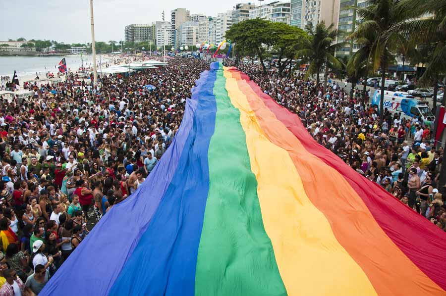 Parada do Orgulho LGBTI+ Rio 2026 será em Copacabana